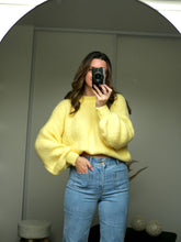 Charger l&#39;image dans la galerie, PULL ROMY JAUNE PALE
