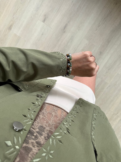 VESTE CAMÉLIA KAKI (PETITE ET GRANDE TAILLE)