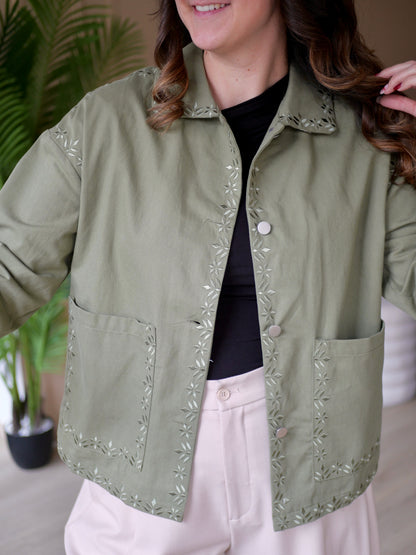 VESTE CAMÉLIA KAKI (PETITE ET GRANDE TAILLE)