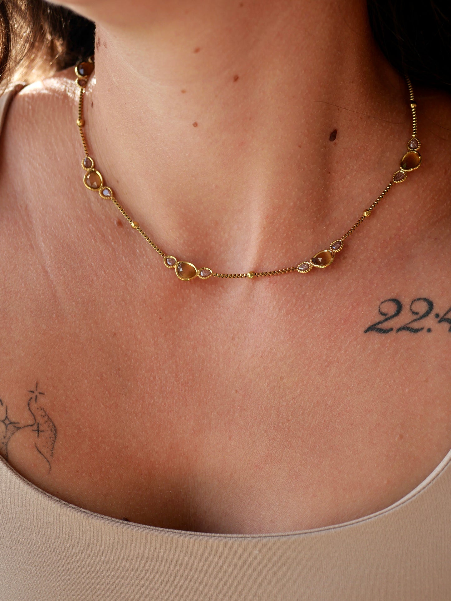 COLLIER LIV