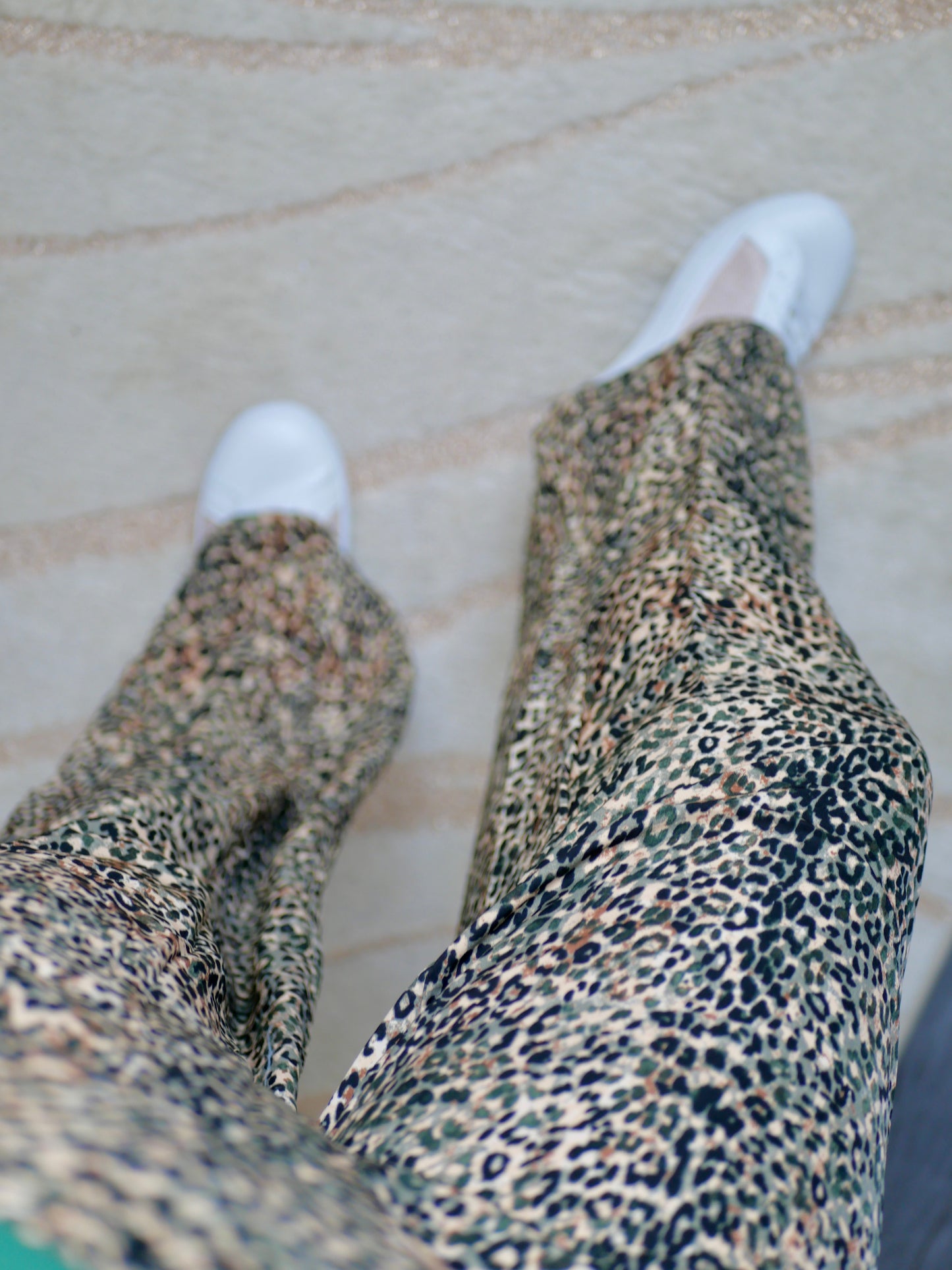 PANTALON LÉOPARD JUNE (PETITE ET GRANDE TAILLE)