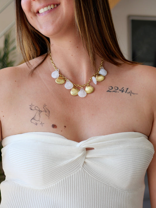 COLLIER SHELL